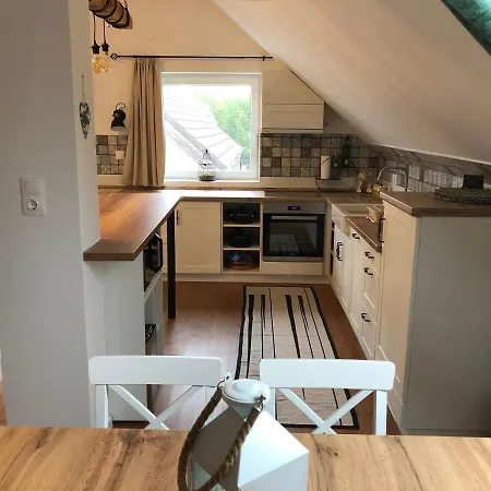 Medences Apartman 발라톤엘