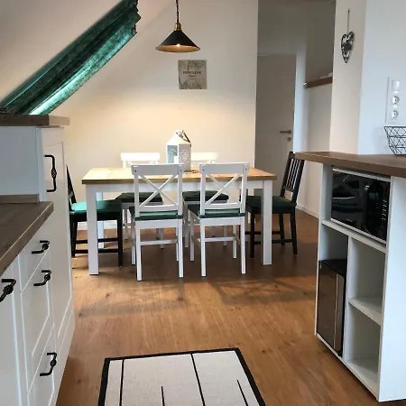 Medences Apartman 발라톤엘